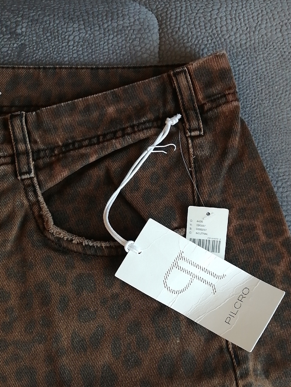 Anthropologie The Adi Brown Leopard Mid-Rise Wide-leg Flare Jeans by Pilcro S18W - Picture 7 of 13